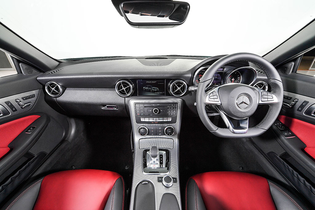 รูปภาพ เมอร์เซเดส-เบนซ์ Mercedes-benz SLC-Class SLC 300 AMG Dynamic ปี 2016