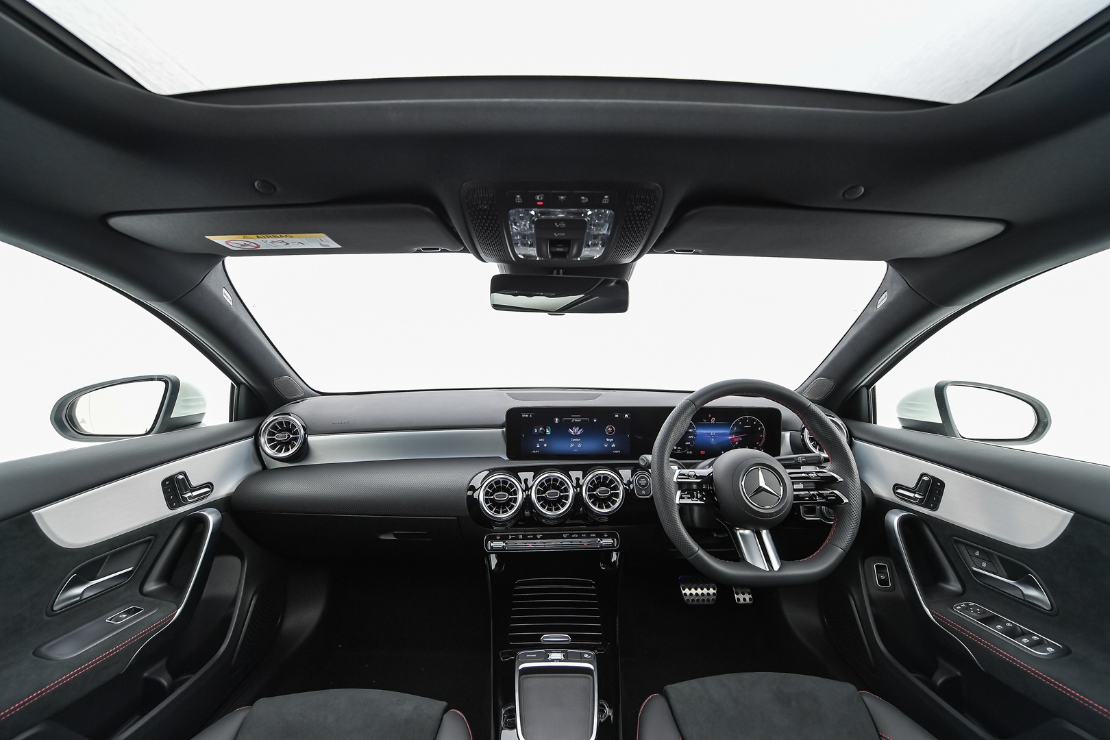 รูปภาพ เมอร์เซเดส-เบนซ์ Mercedes-benz A-Class A 200 AMG Dynamic ปี 2023