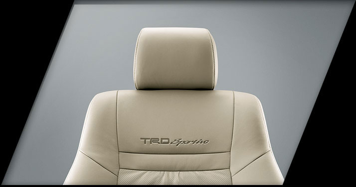 รูปภาพ โตโยต้า Toyota Fortuner 3.0 V 4WD TRD Sportivo ปี 2012