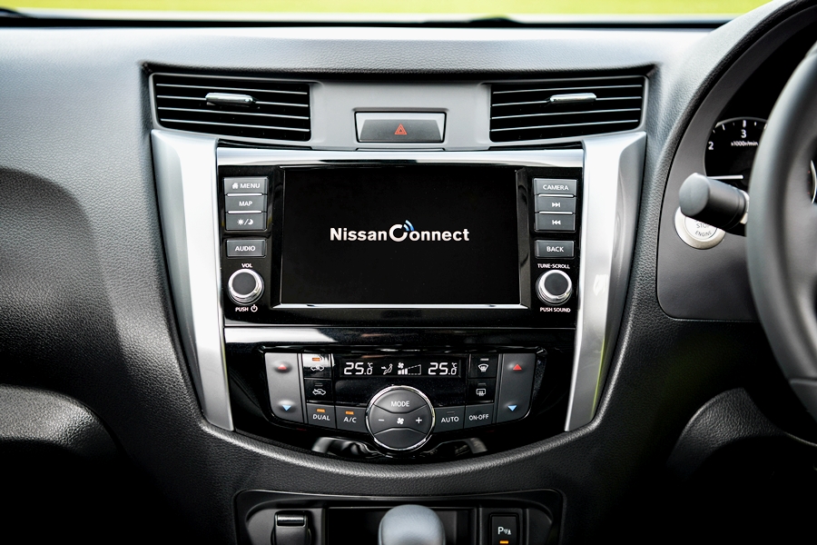 รูปภาพ นิสสัน Nissan Navara Double Cab Calibre E 6MT ปี 2020