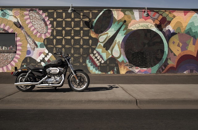 Harley-Davidson Cruiser SUPERLOW MY20 ฮาร์ลีย์-เดวิดสัน สปอร์ตสเตอร์ ปี 2020 : ภาพที่ 1