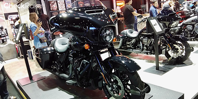 Harley-Davidson Touring Street Glide Special ฮาร์ลีย์-เดวิดสัน ทัวริ่ง ปี 2018 : ภาพที่ 9