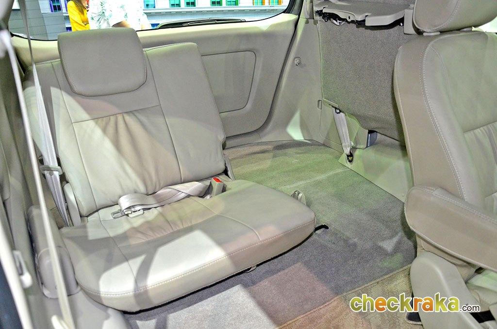 Toyota Innova 2.0 E M/T โตโยต้า อินโนว่า ปี 2012 : ภาพที่ 13