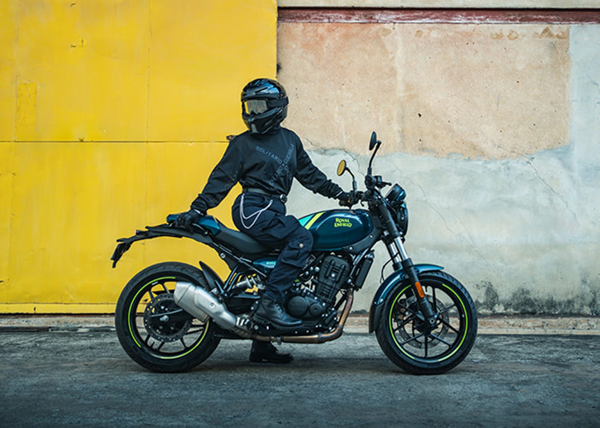 รูปภาพ โรยัล เอ็นฟีลด์ Royal Enfield Guerrilla 450 Apex ปี 2026