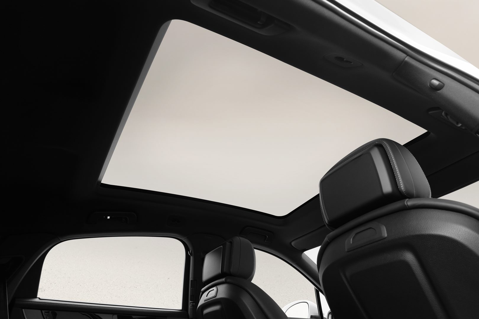 รูปภาพ ปอร์เช่ Porsche Cayenne S E-Hybrid Coupé ปี 2024