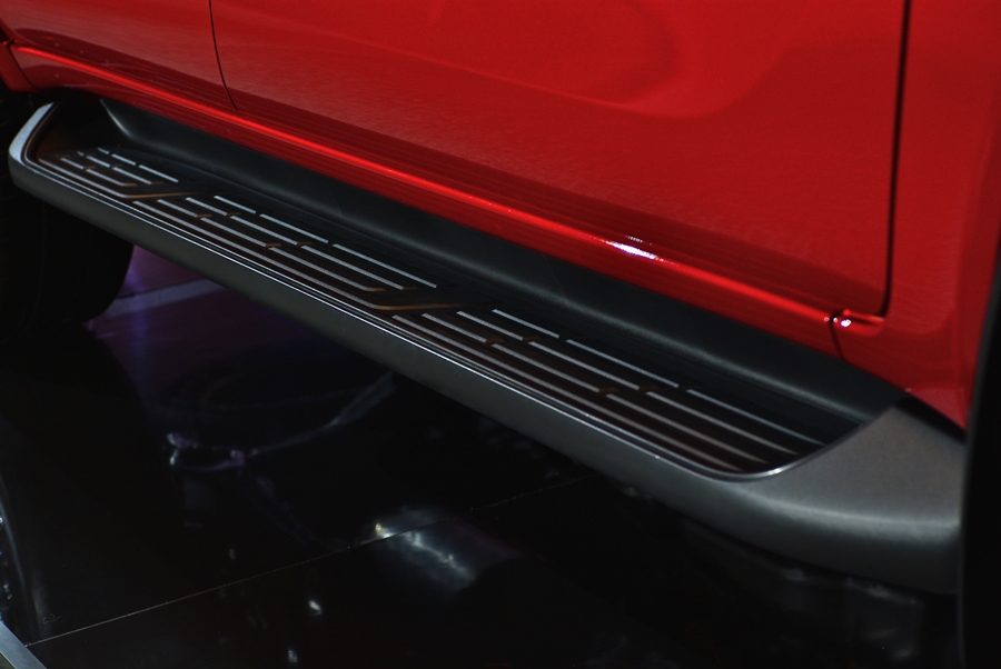 Toyota Fortuner 2.8 GR Sport 4WD โตโยต้า ฟอร์จูนเนอร์ ปี 2022 : ภาพที่ 9