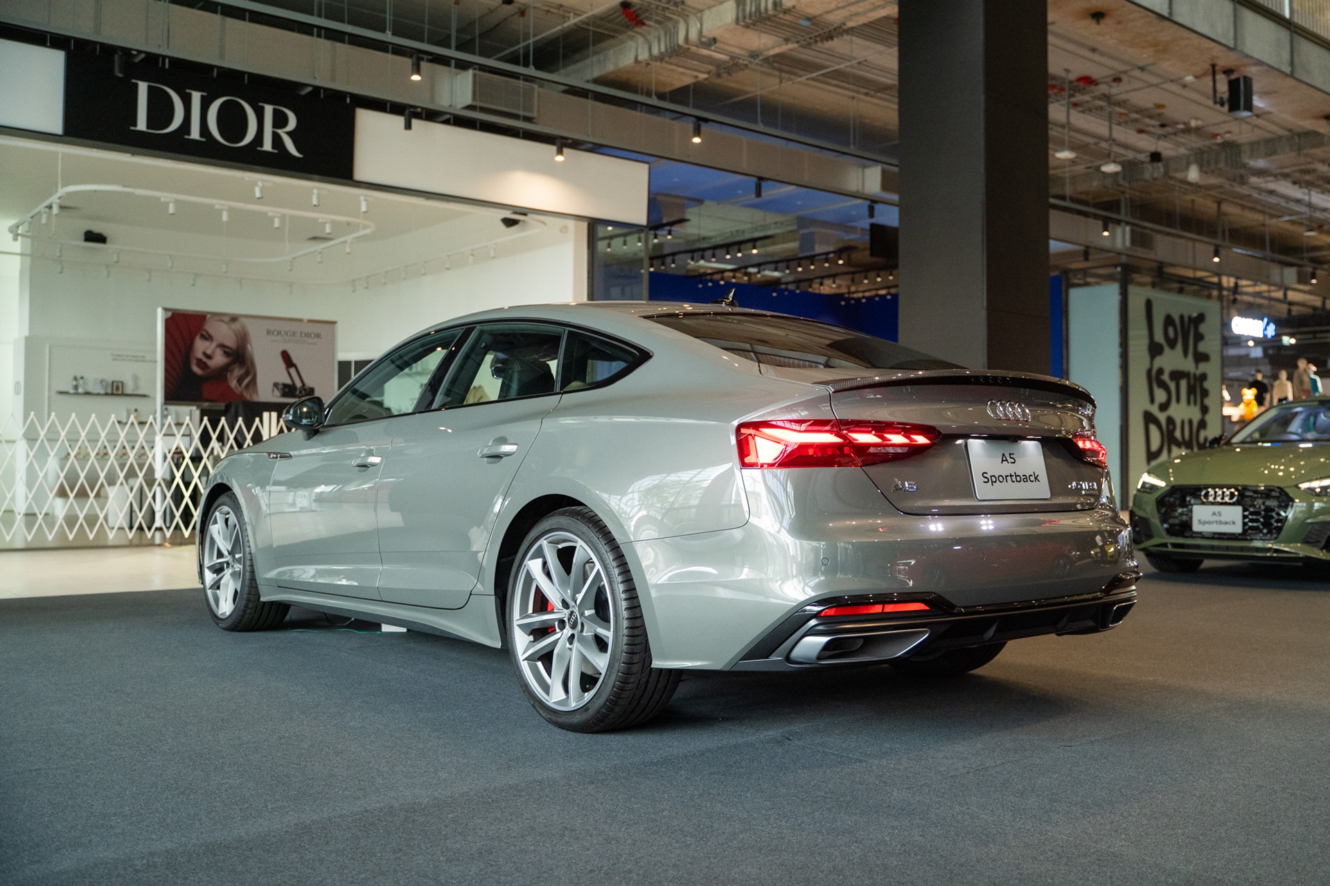 รูปภาพ อาวดี้ Audi A5 Sportback 45 TFSI quattro S line edition one ปี 2024