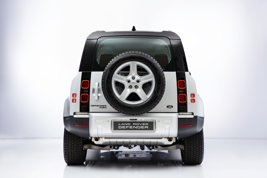 Land Rover Defender 110 Petrol 3.0 SE Ingenium MHEV แลนด์โรเวอร์ ดิเฟนเดอร์ ปี 2020 : ภาพที่ 4