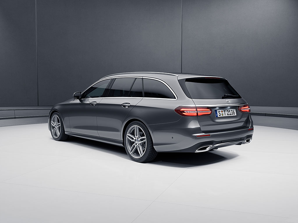 Mercedes-benz E-Class E 220 d Estate AMG Dynamic เมอร์เซเดส-เบนซ์ อี-คลาส ปี 2016 : ภาพที่ 2