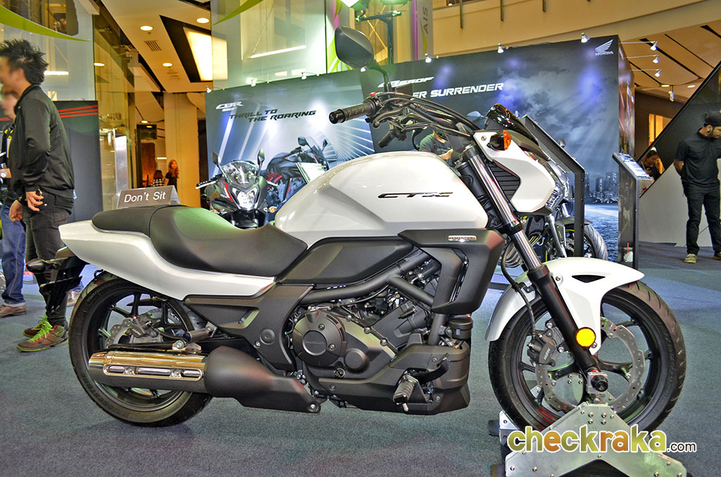 Honda CTX 700NF ฮอนด้า ปี 2015 : ภาพที่ 8