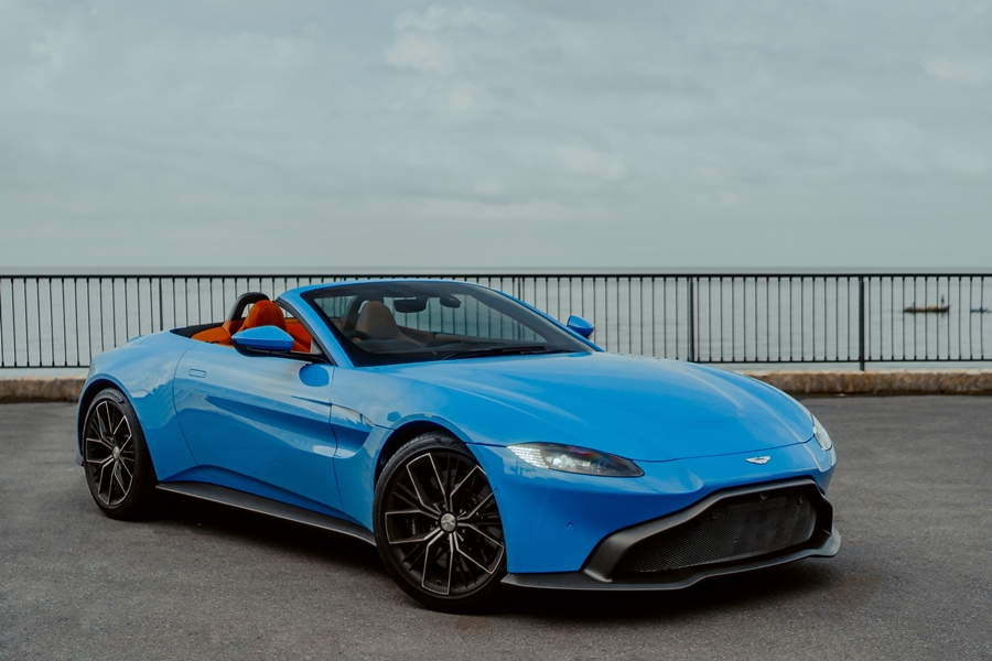 รูปภาพ แอสตัน มาร์ติน Aston Martin Vantage Roadster ปี 2021