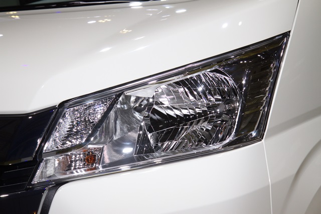 รูปภาพ โตโยต้า Toyota Commuter 2.8 MT ปี 2024