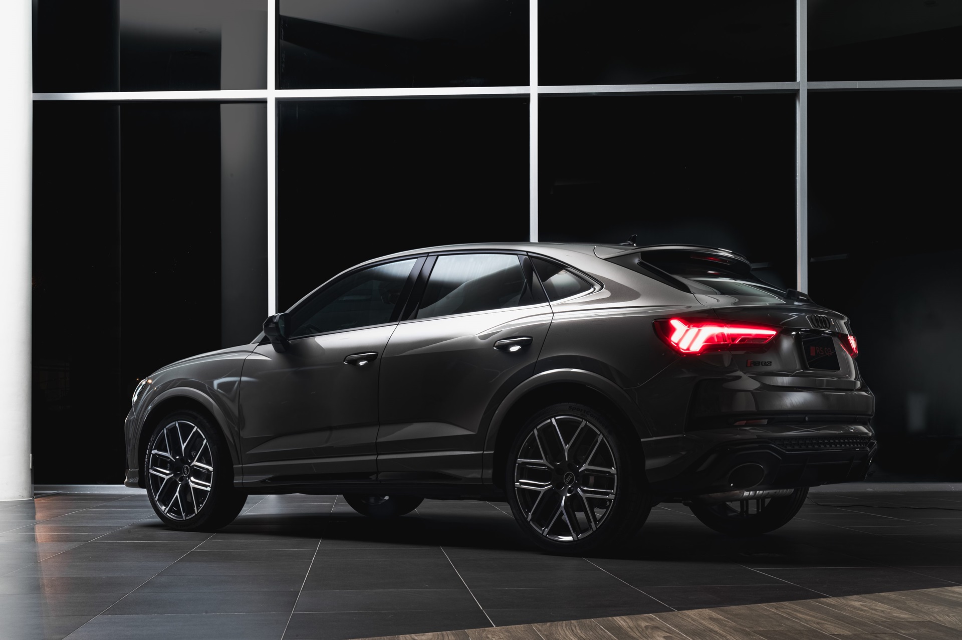 Audi RS Q3 Sportback edition 10 Years อาวดี้ ปี 2023 : ภาพที่ 2