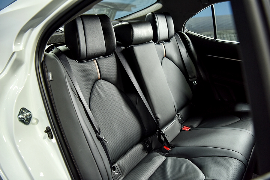 รูปภาพ โตโยต้า Toyota Camry 2.5 HEV Premium Luxury ปี 2021