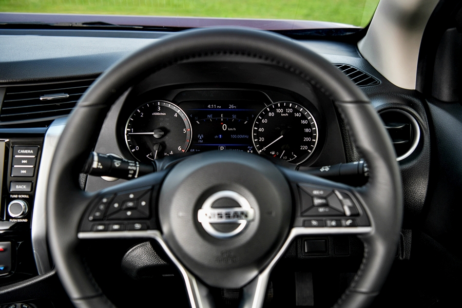 รูปภาพ นิสสัน Nissan Navara Double Cab Calibre E 7AT Black Edition ปี 2024