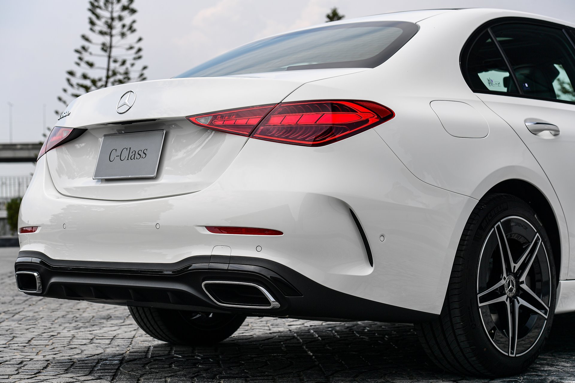 รูปภาพ เมอร์เซเดส-เบนซ์ Mercedes-benz C-Class C 350 e AMG Dynamic Night Edition ปี 2024