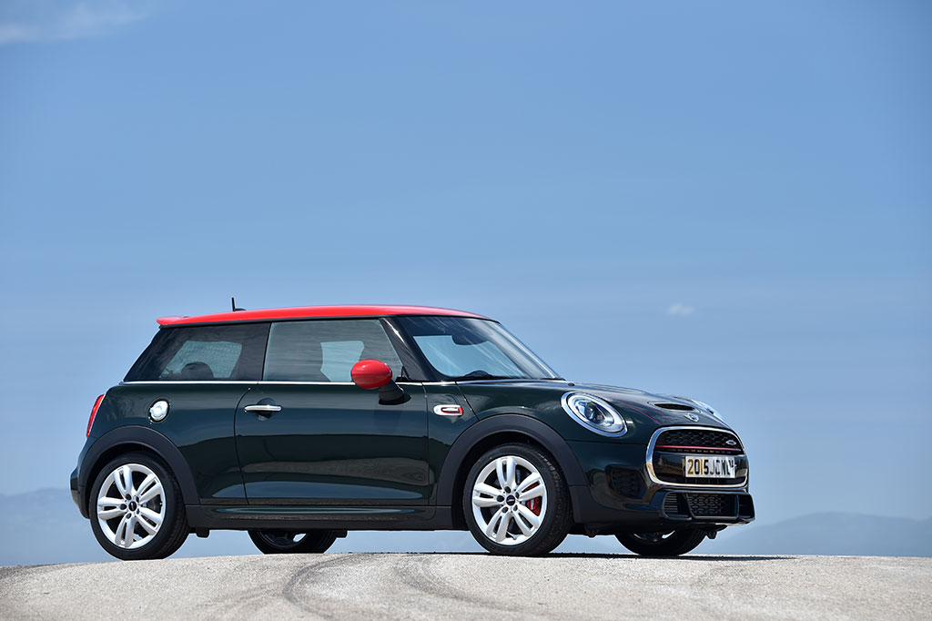 Mini Hatch 3 Door John Cooper Works มินิ แฮทช์ 3 ประตู ปี 2015 : ภาพที่ 3