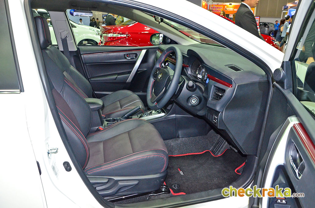 รูปภาพ โตโยต้า Toyota Altis (Corolla) 1.8 ESport Nurburgring Edition ปี 2015