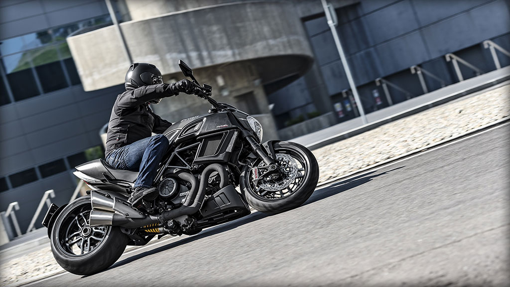 Ducati Diavel XDiavel Carbon Version ดูคาติ เดียแวล ปี 2016 : ภาพที่ 1