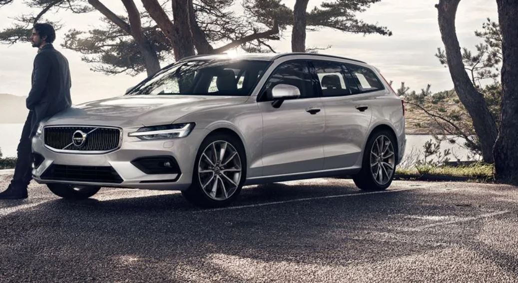 Volvo V60 Recharge T8 AWD Inscription วอลโว่ วี60 ปี 2020 : ภาพที่ 4