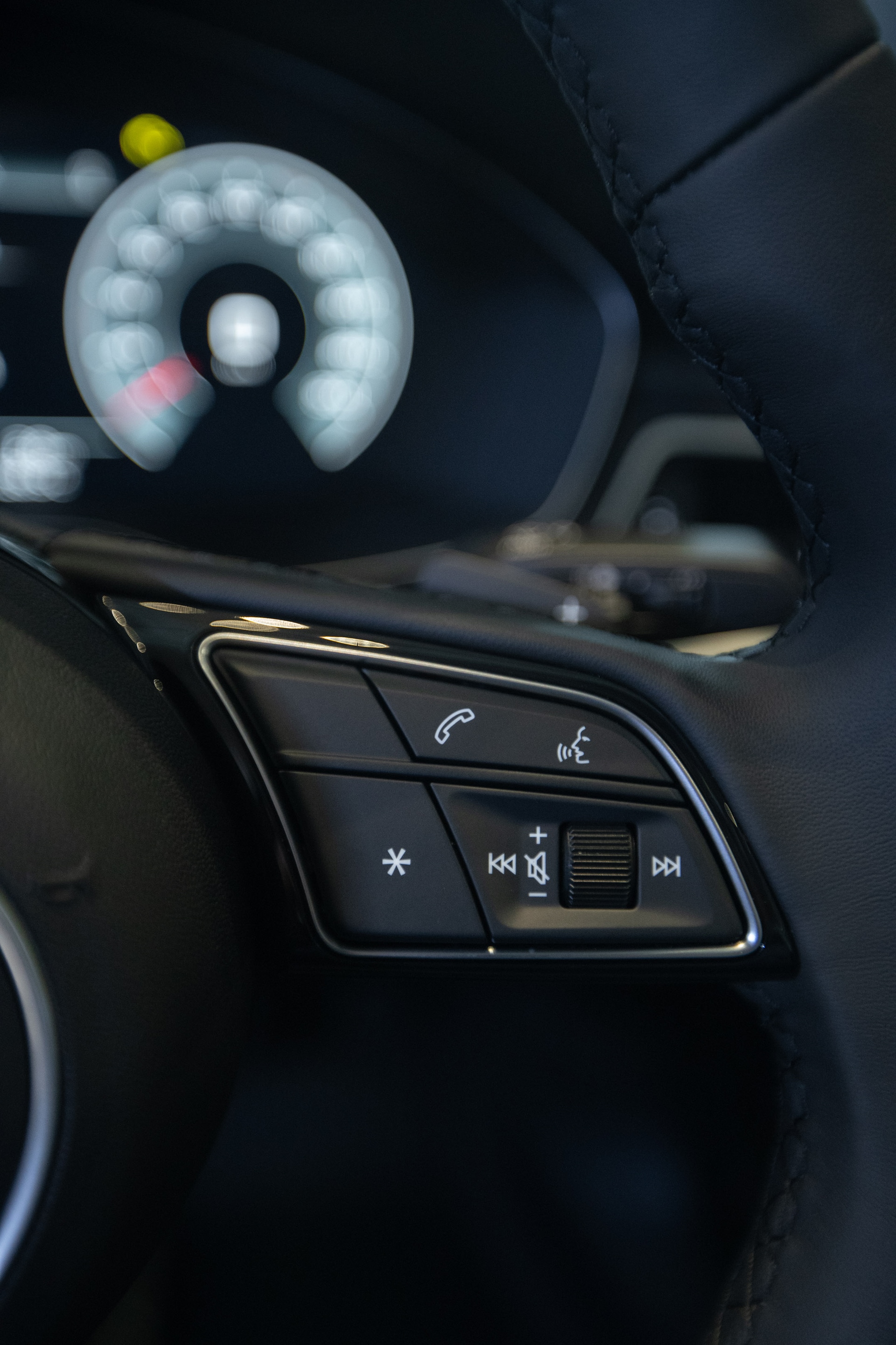 รูปภาพ อาวดี้ Audi A5 Coupé 40 TFSI S line edition one ปี 2024