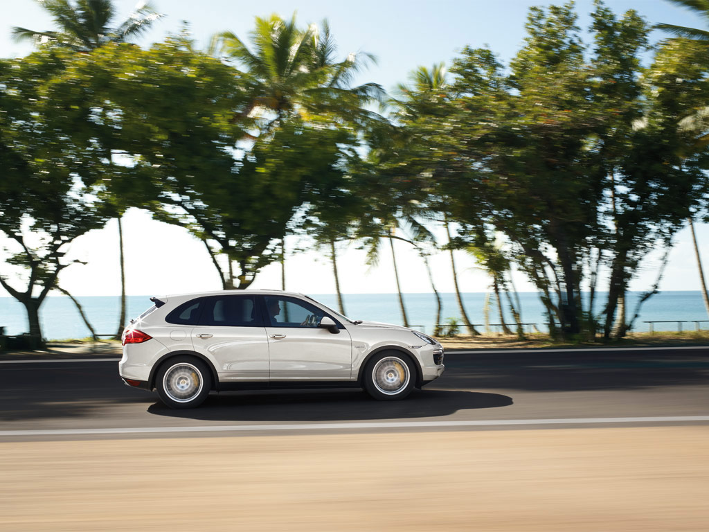 รูปภาพ ปอร์เช่ Porsche Cayenne S Hybrid ปี 2010