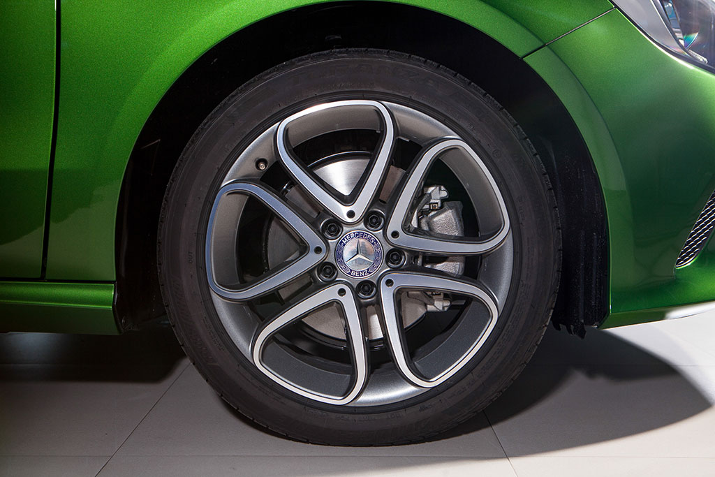 รูปภาพ เมอร์เซเดส-เบนซ์ Mercedes-benz A-Class A 180 Urban ปี 2015