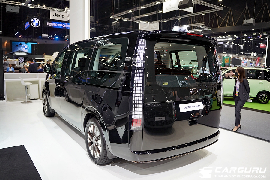 รูปภาพ ฮุนได Hyundai Staria Premium with sunroof (euro5) ปี 2024