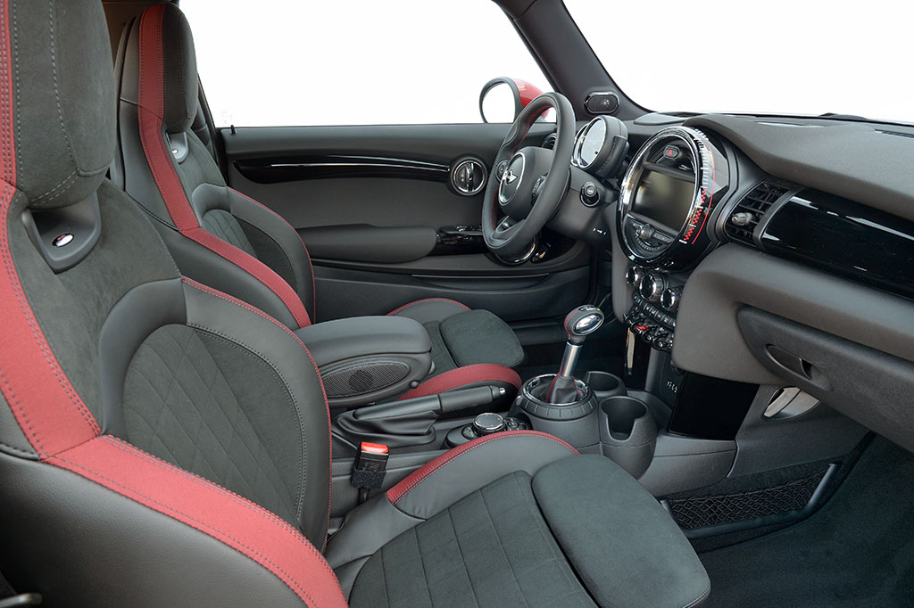 Mini Hatch 3 Door John Cooper Works มินิ แฮทช์ 3 ประตู ปี 2015 : ภาพที่ 5