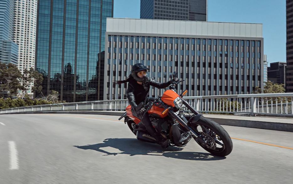 Harley-Davidson Softail FXDR 114 MY20 ฮาร์ลีย์-เดวิดสัน ซอฟเทล ปี 2020 : ภาพที่ 2