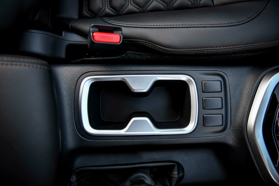 รูปภาพ นิสสัน Nissan Navara King Cab S 6MT MY20 ปี 2020