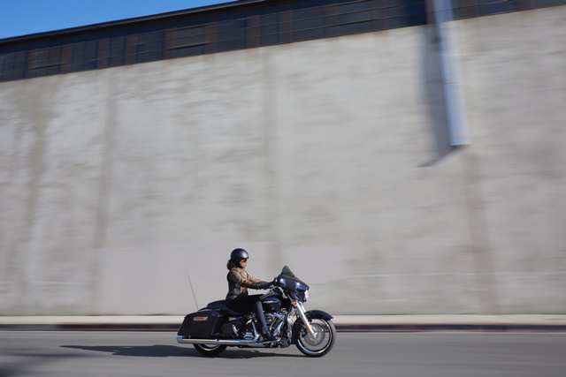 Harley-Davidson Touring Electra Glide Standard ฮาร์ลีย์-เดวิดสัน ทัวริ่ง ปี 2021 : ภาพที่ 3