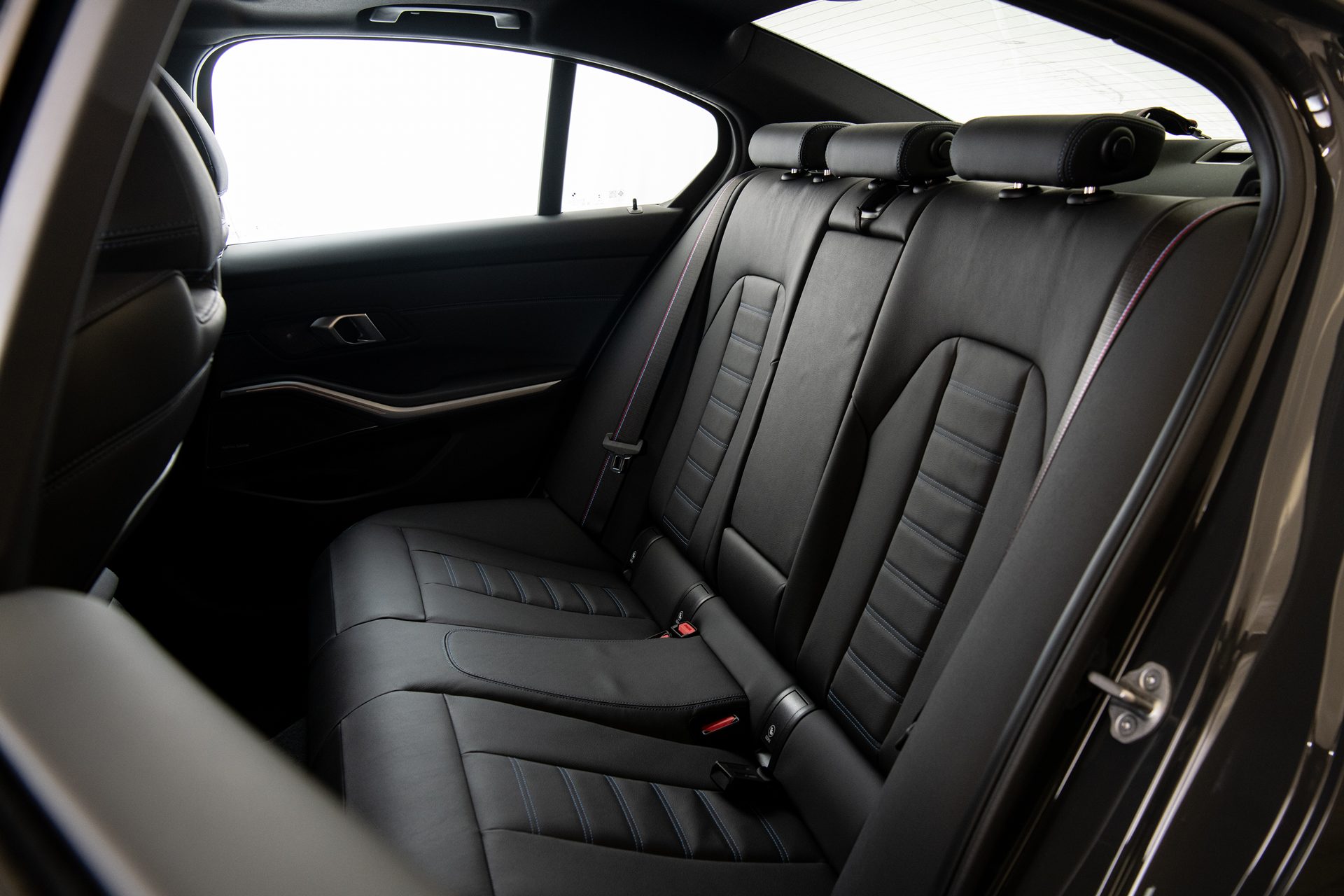 รูปภาพ บีเอ็มดับเบิลยู BMW Series 3 M340i xDrive ปี 2025