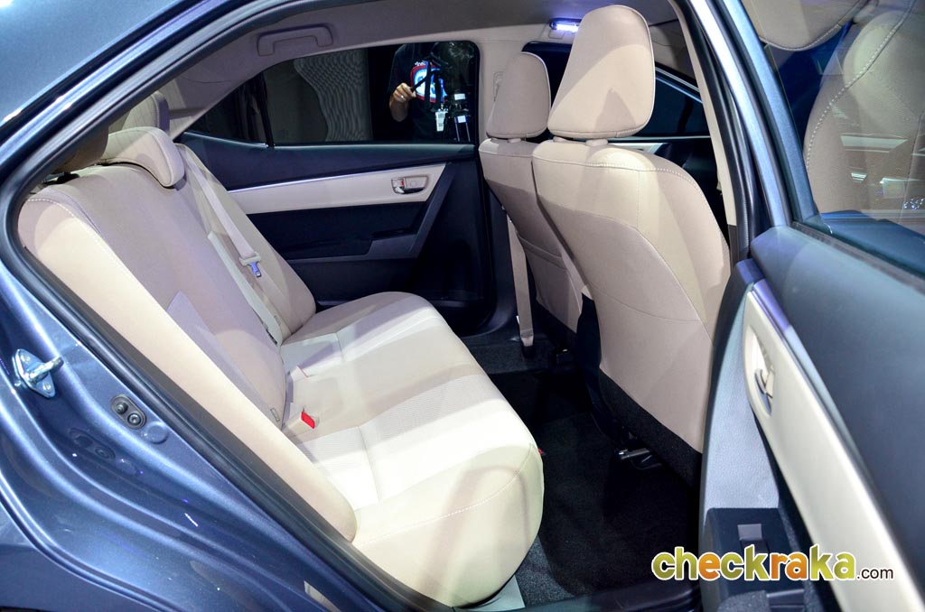 รูปภาพ โตโยต้า Toyota Altis (Corolla) 1.8 E A/T ปี 2014