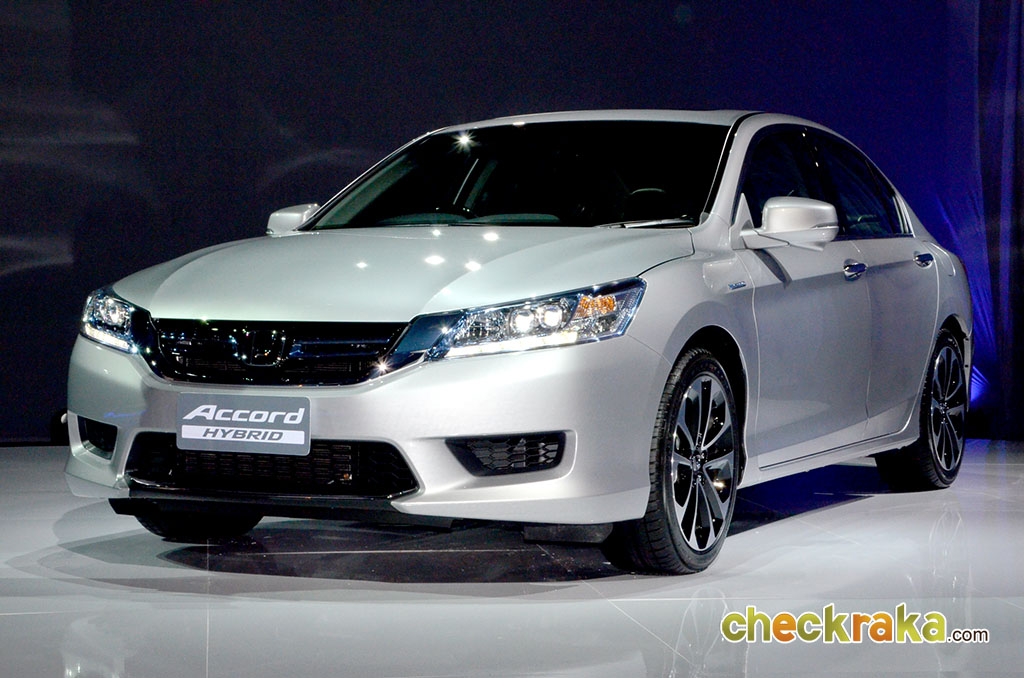 Honda Accord Hybrid 2.0 Tech ฮอนด้า แอคคอร์ด ไฮบริด ปี 2014 : ภาพที่ 11