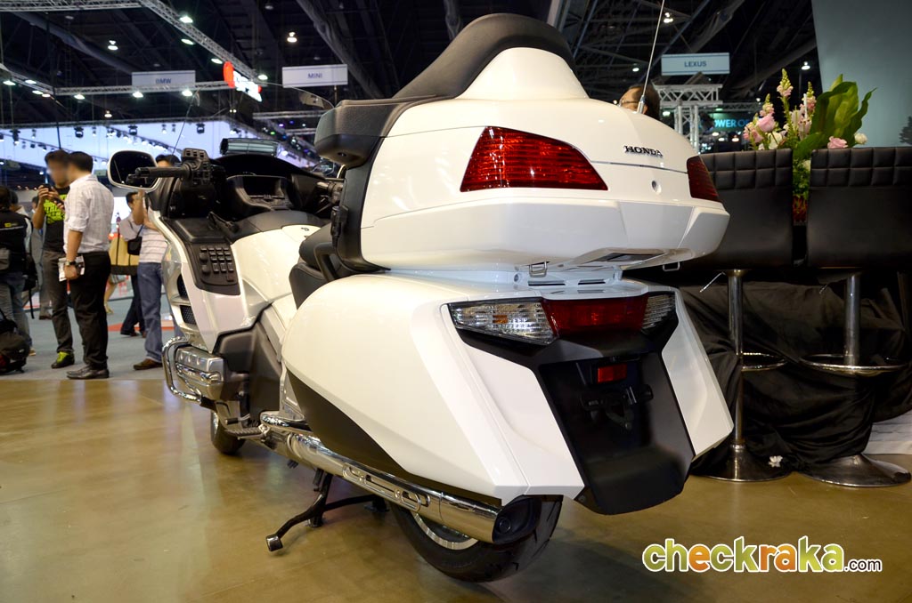 Honda Goldwing GL 1800F ฮอนด้า โกล์ดวิง ปี 2014 : ภาพที่ 16