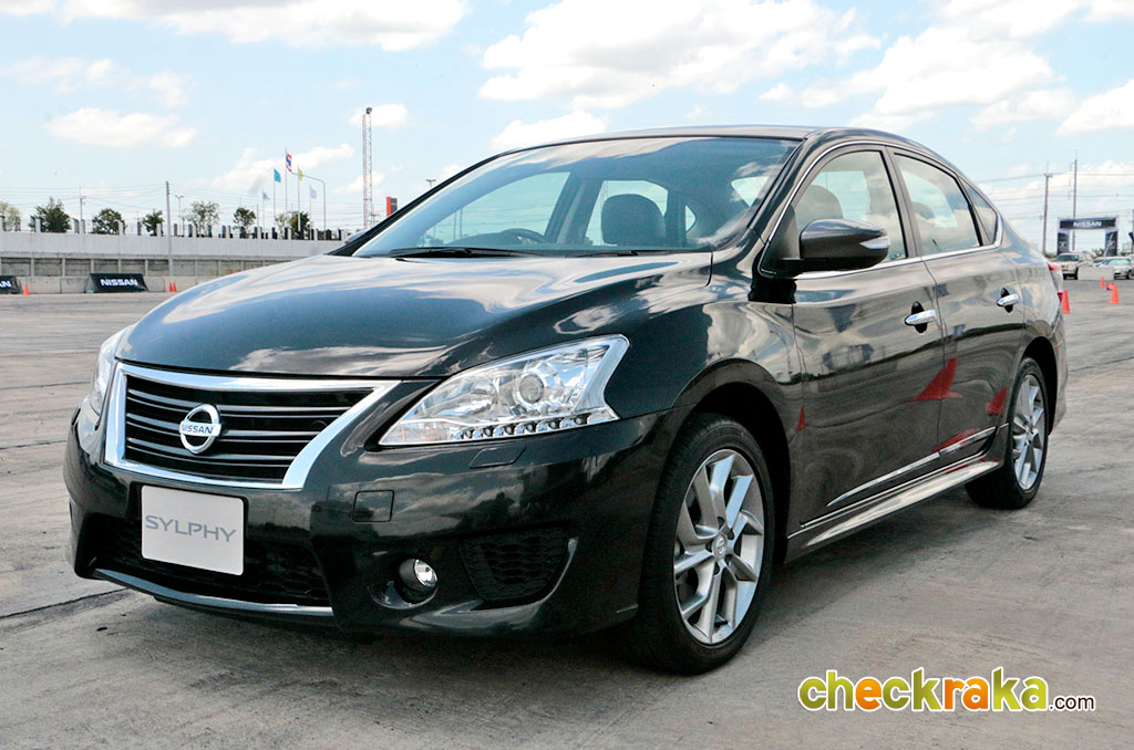 Nissan Sylphy 1.6 DIG Turbo นิสสัน ซีลฟี่ ปี 2015 : ภาพที่ 8