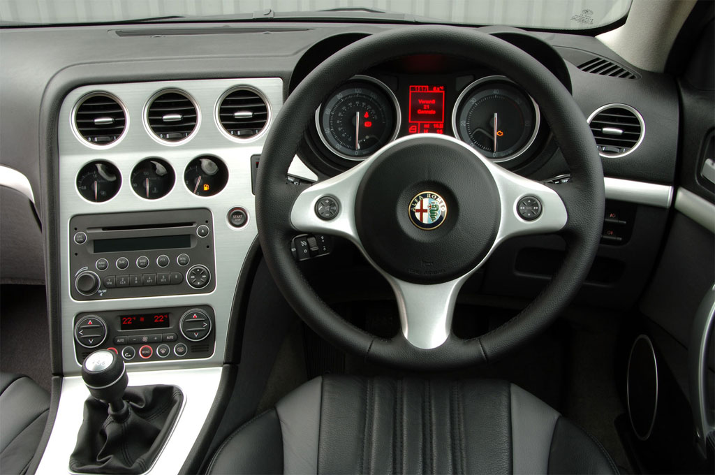 Alfa Romeo Brera 2.2 JTS อัลฟ่า โรมิโอ เบรร่า ปี 2006 : ภาพที่ 6