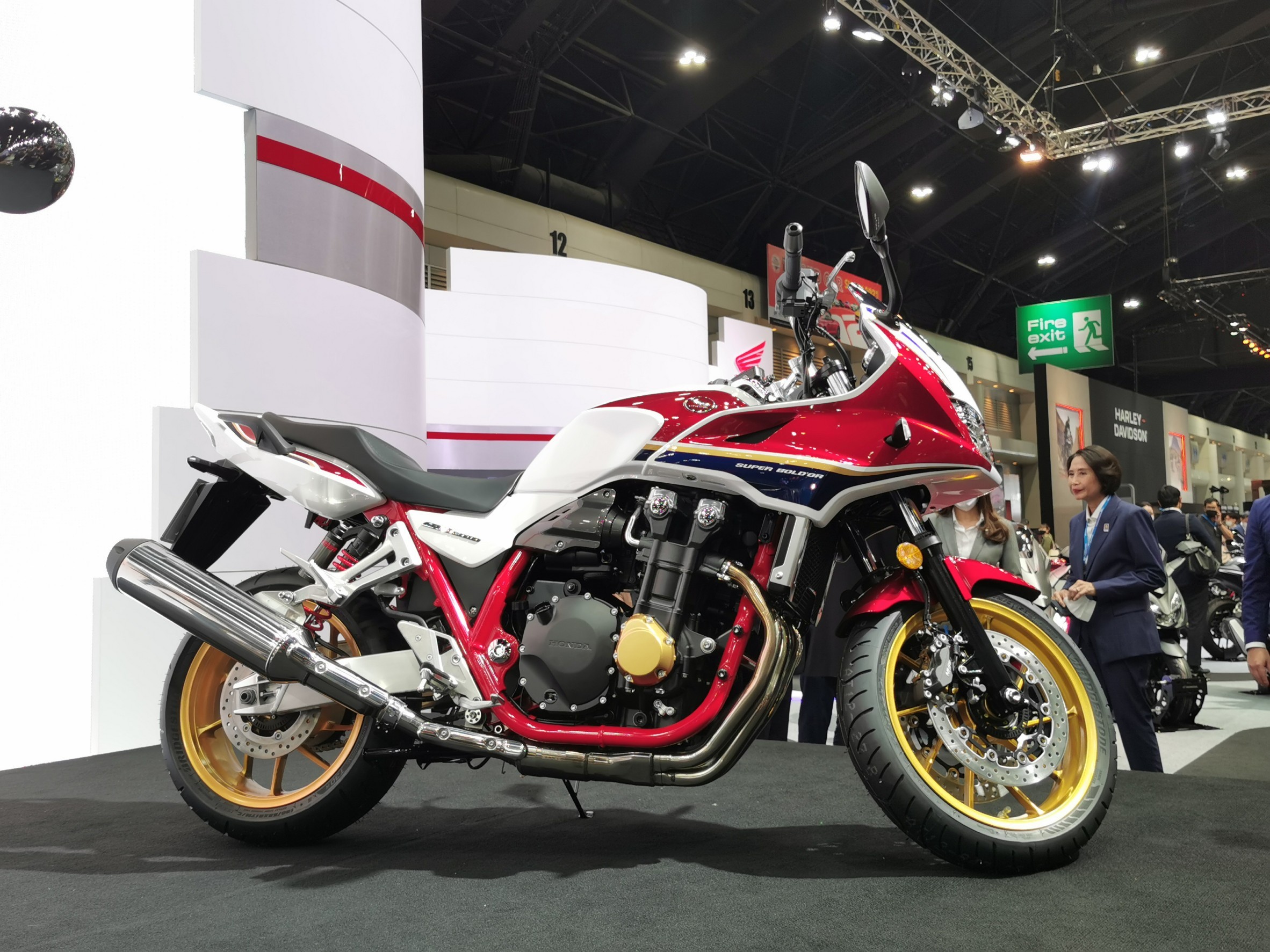Honda CB 1300 SUPER BOL D'OR ฮอนด้า ปี 2021 : ภาพที่ 3