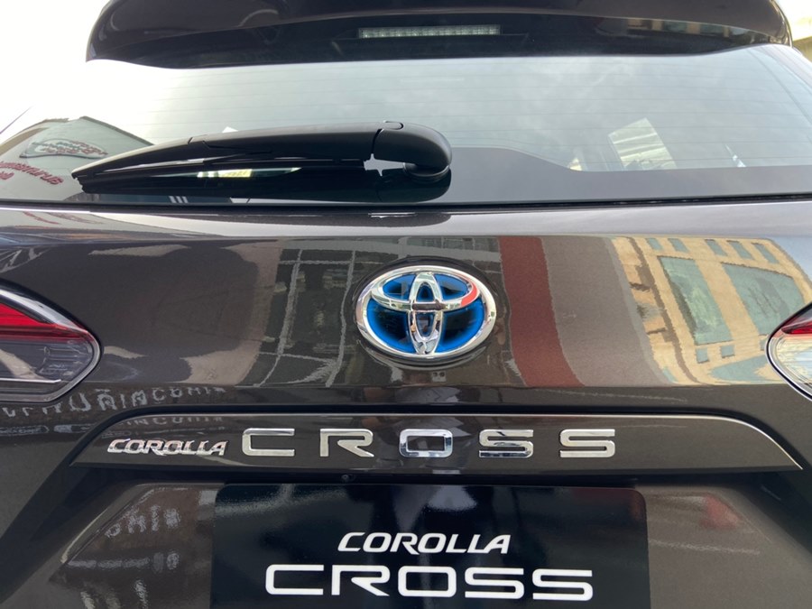 Toyota Corolla Cross Hybrid Premium โตโยต้า ปี 2020 : ภาพที่ 9