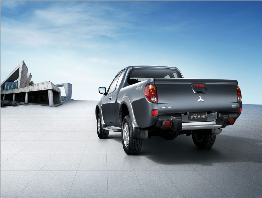 รูปภาพ มิตซูบิชิ Mitsubishi Triton Plus Mega Cab 2.4 GLS M/T ปี 2012