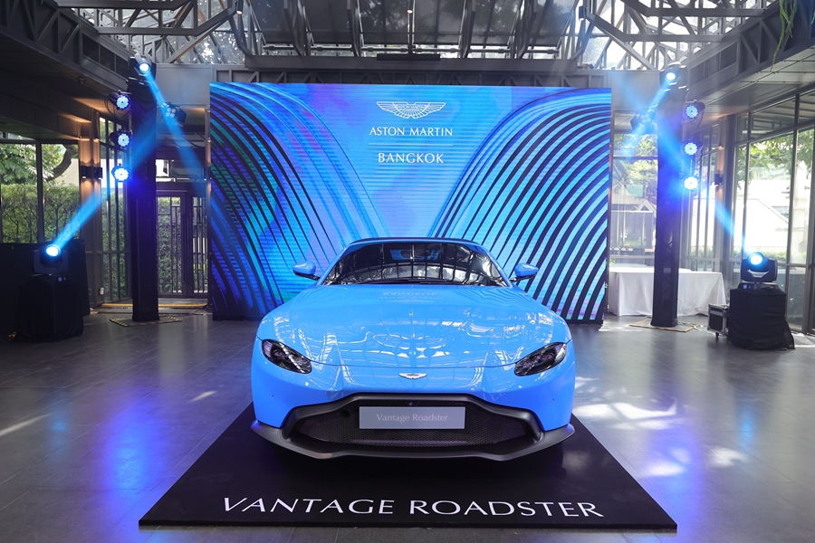 Aston Martin V8 Vantage Roadster แอสตัน มาร์ติน วี8 ปี 2021 : ภาพที่ 1