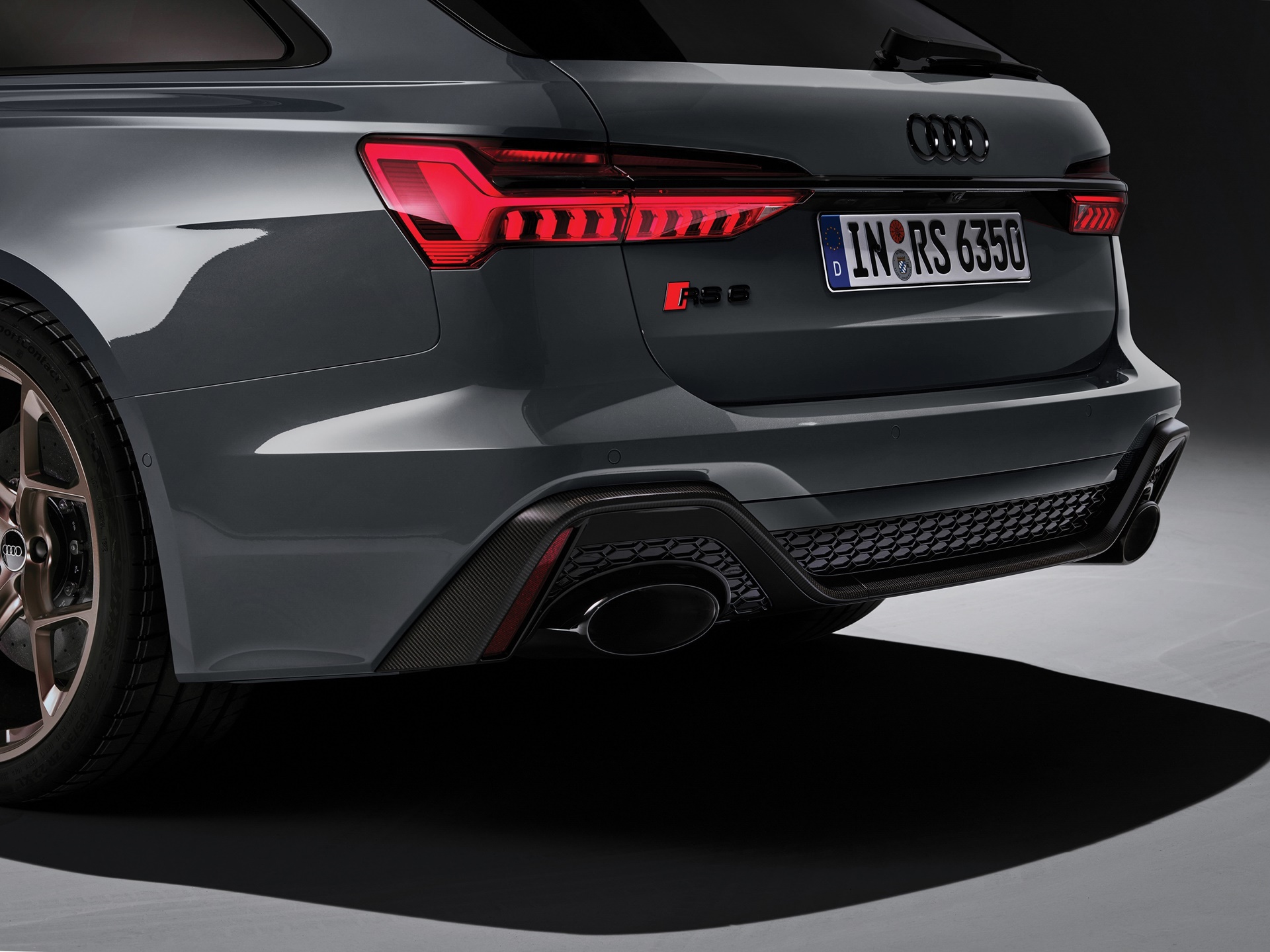Audi RS RS 6 Avant Performance อาวดี้ ปี 2023 : ภาพที่ 3