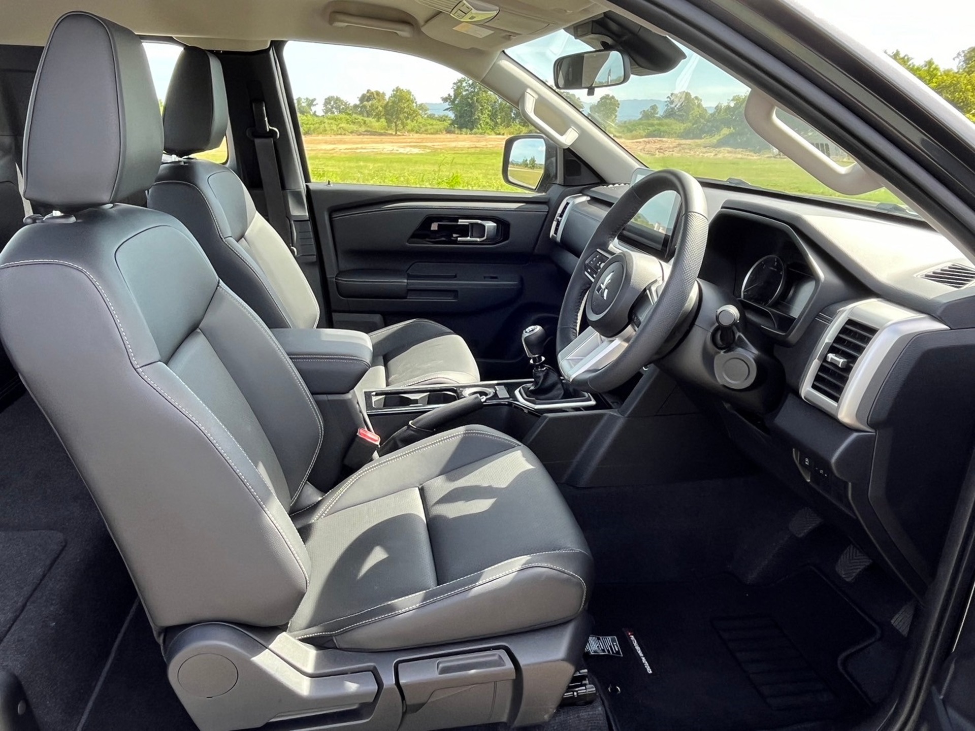 รูปภาพ มิตซูบิชิ Mitsubishi Triton Mega Cab Plus 2.4 Prime ปี 2023