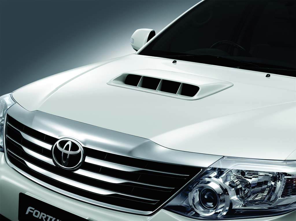 รูปภาพ โตโยต้า Toyota Fortuner 2.5 G M/T ปี 2011