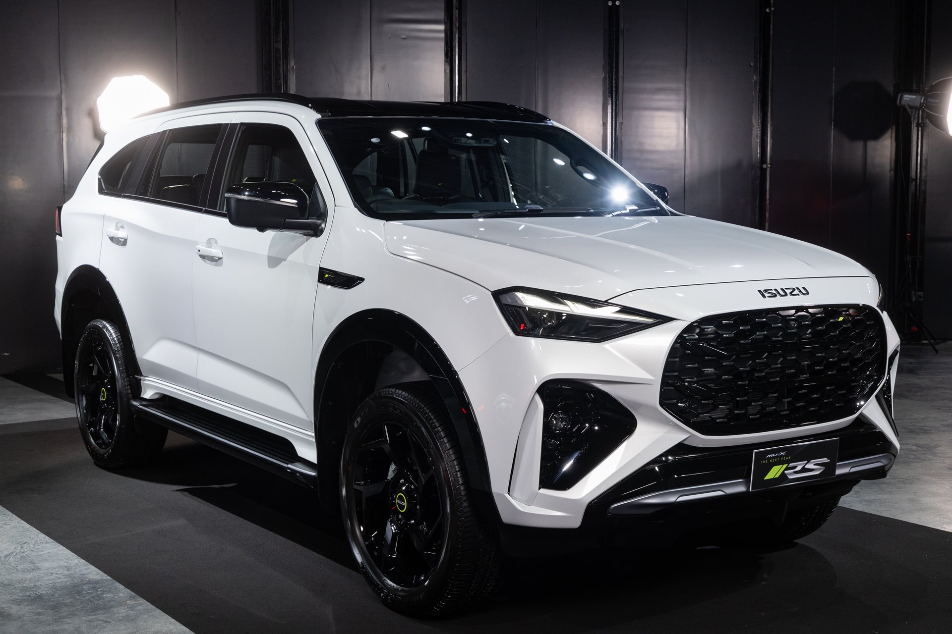 รูปภาพ อีซูซุ Isuzu MU-X 4x2 3.0 RS A/T ปี 2024