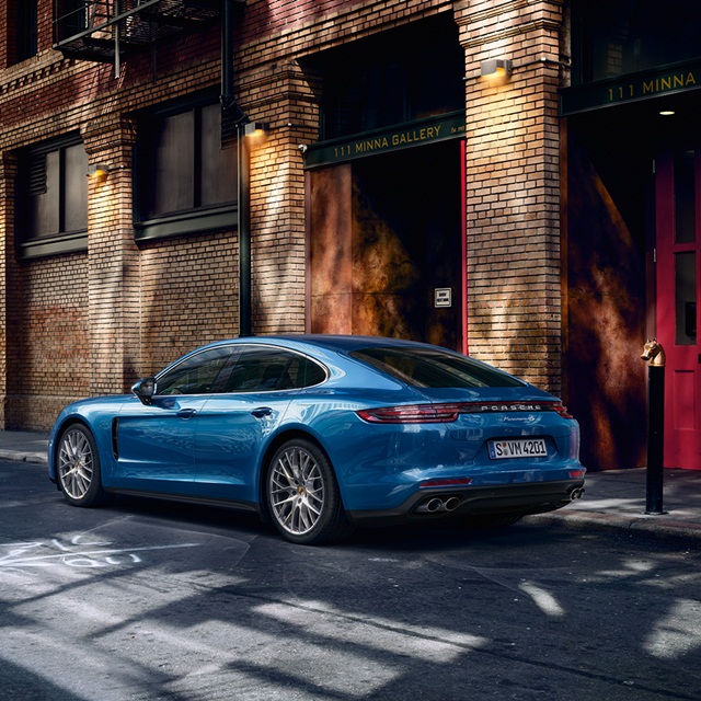 Porsche Panamera 4S ปอร์เช่ พานาเมร่า ปี 2016 : ภาพที่ 7