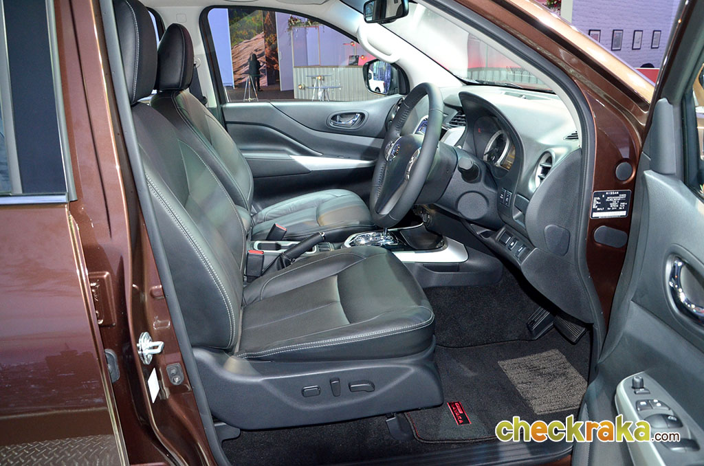 Nissan Navara NP300 Double Cab Calibre EL 7AT นิสสัน นาวาร่า ปี 2014 : ภาพที่ 11