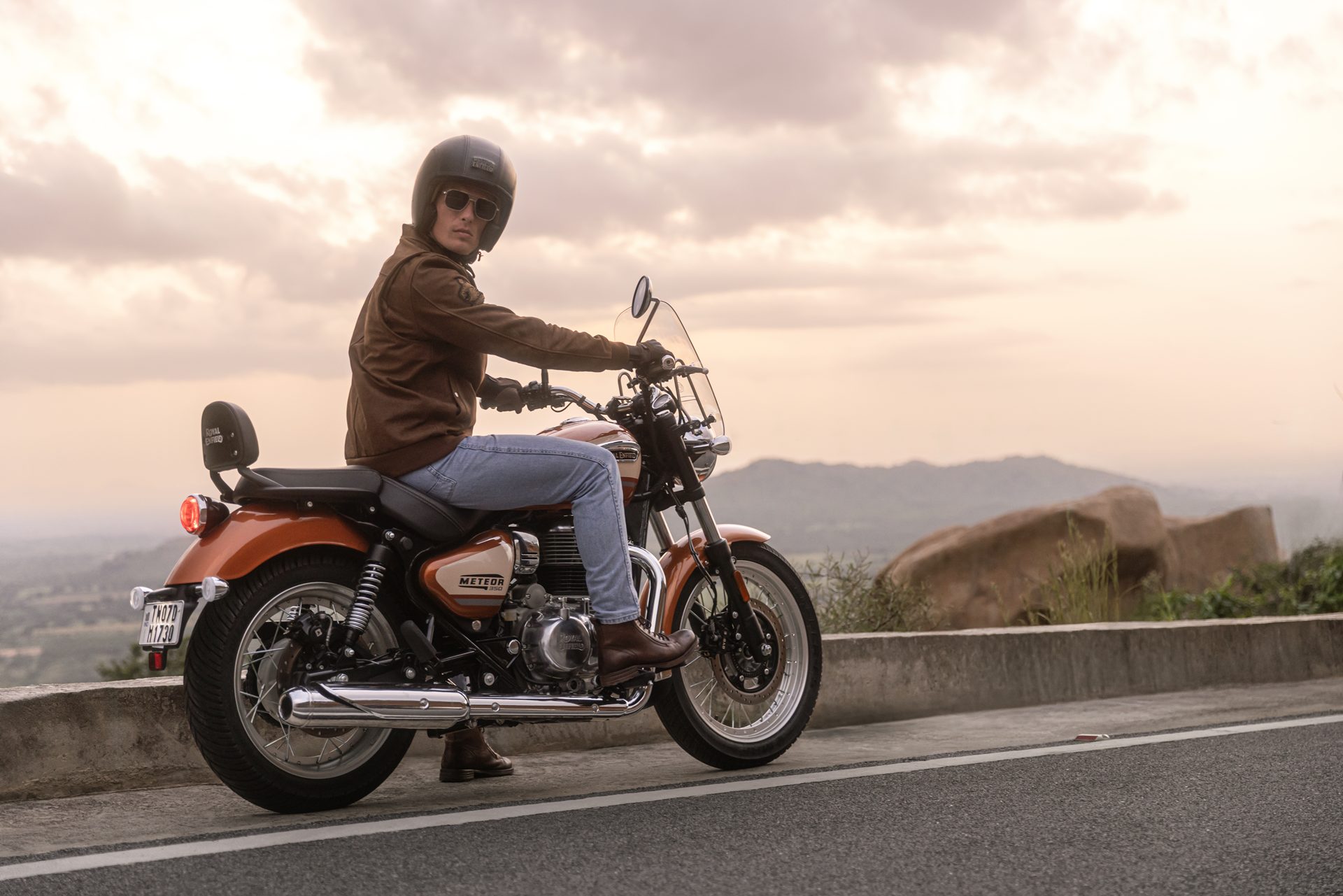 รูปภาพ โรยัล เอ็นฟีลด์ Royal Enfield Meteor 350 Sundowner Orange ปี 2026