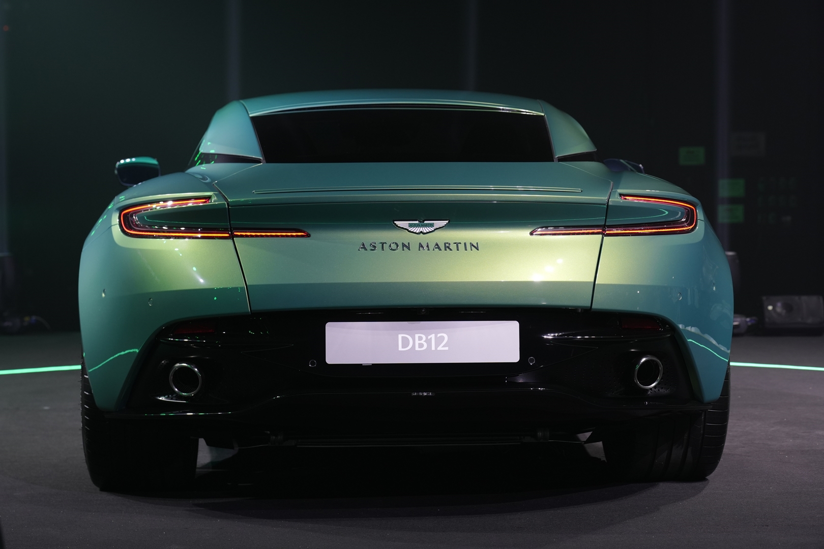 รูปภาพ แอสตัน มาร์ติน Aston Martin DB12 V8 ปี 2023